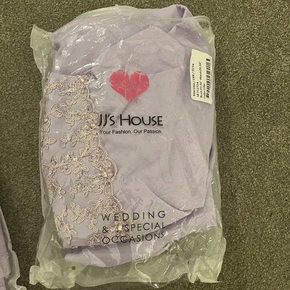 Bridesmaid or Formal Dress - Picture 5 of 8